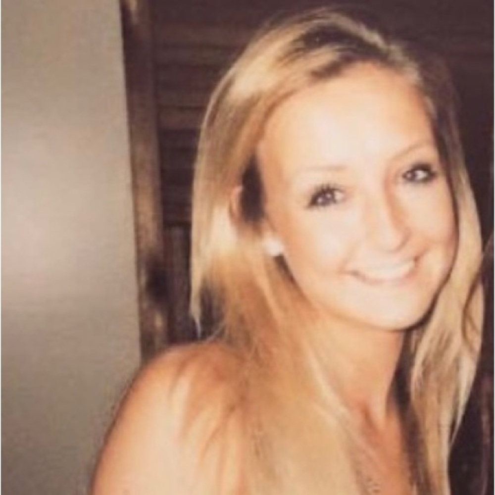 Meet your Posher, Alyssa